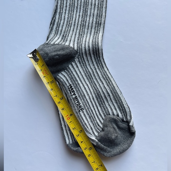 NWT ISSEY MIYAKE socks - Picture 4 of 5